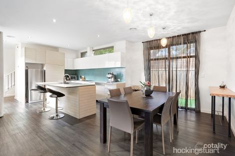 Property photo of 2/736 Canterbury Road Surrey Hills VIC 3127
