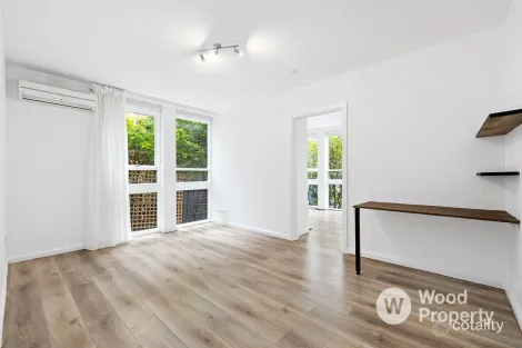 Property photo of 10/37 Nepean Highway Elsternwick VIC 3185