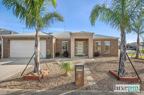 Property photo of 2 Ralph Court Bell Park VIC 3215