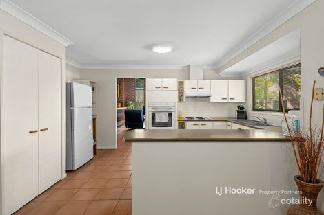 Property photo of 19 Nubara Street Mansfield QLD 4122