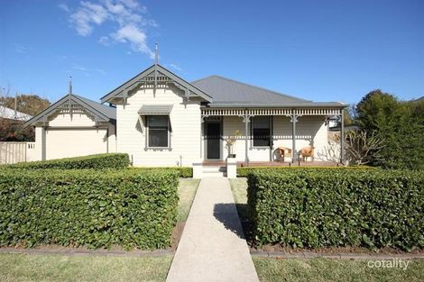 27 William St, Singleton, NSW 2330