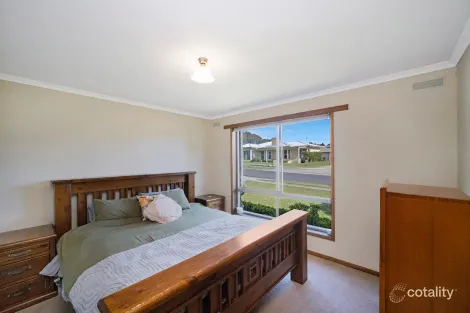 Property photo of 5 Shanahan Court Hamilton VIC 3300
