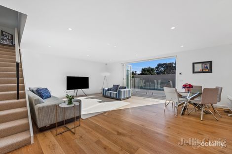Property photo of 10 The Ridgeway Ivanhoe VIC 3079