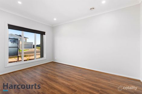 Property photo of 61 Atherstone Boulevard Strathtulloh VIC 3338