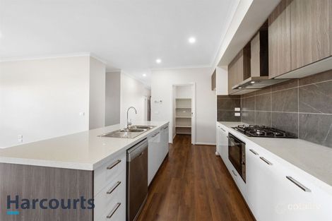 Property photo of 61 Atherstone Boulevard Strathtulloh VIC 3338