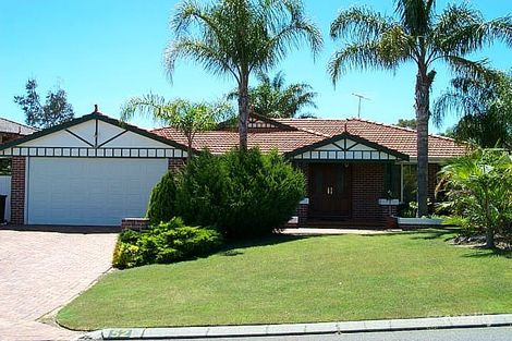 52 Bradbourne Dr, Carine, WA 6020