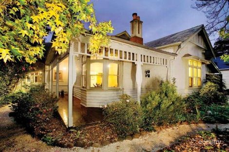 37 Mangarra Rd, Canterbury, VIC 3126