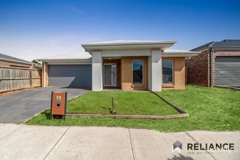 36 Wanneroo Cct, Harkness, VIC 3337