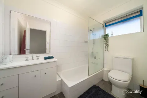 Property photo of 2/68 Hassall Street Corinda QLD 4075