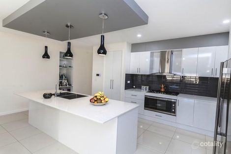 Property photo of 25 Callery Pear Street Greenvale VIC 3059