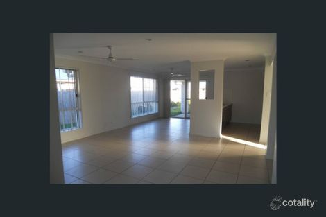 Property photo of 2/9-11 Broadleaf Place Ningi QLD 4511