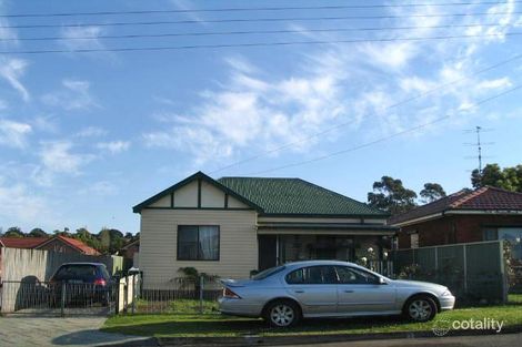 18 Short St, Berkeley, NSW 2506