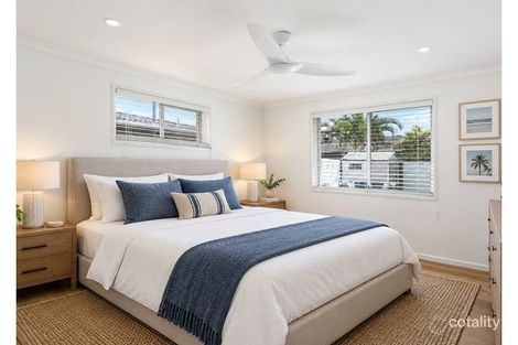 21 Napalle St, Warana, QLD 4575