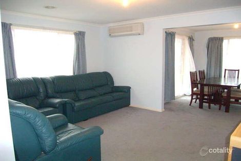 Property photo of 22 Tooroonga Crescent Jerrabomberra NSW 2619