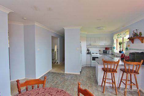 Property photo of 11 Marian Drive Port Macquarie NSW 2444