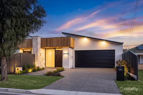 9a Worthley Rd, Findon, SA 5023