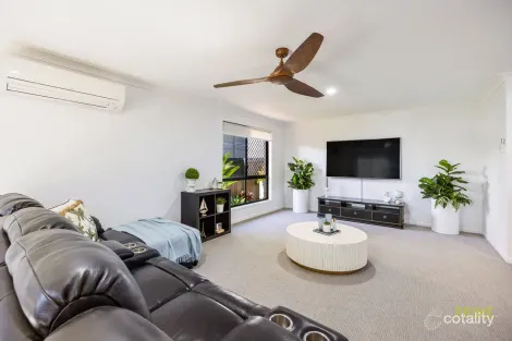 Property photo of 8 Jensen Drive Urraween QLD 4655