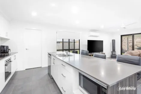 Property photo of 5 Ridgeway Close Yeppoon QLD 4703