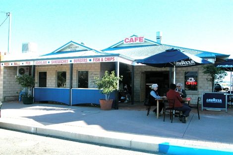 36 Bashford St, Jurien Bay, WA 6516