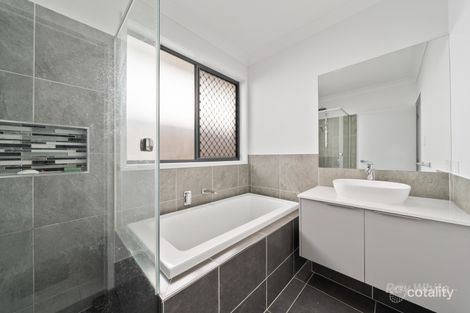 Property photo of 38 Tambor Crescent Pallara QLD 4110