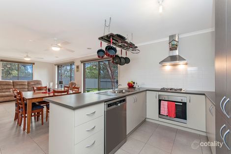 Property photo of 13 School Court Hamilton VIC 3300