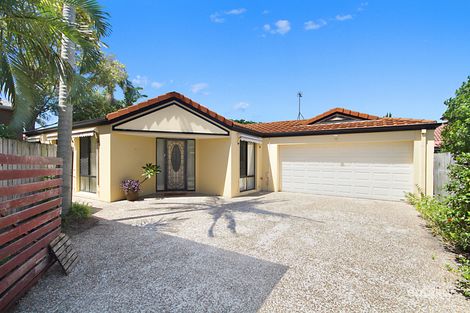 2/28 Tallebudgera Dr, Palm Beach, QLD 4221
