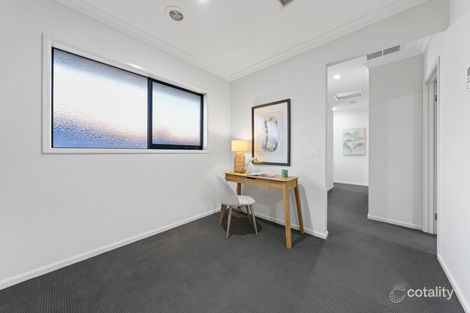 Property photo of 28 Petunia Drive Keysborough VIC 3173
