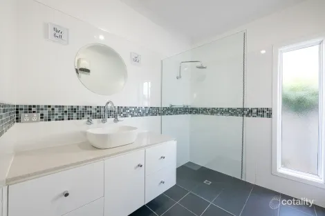 Property photo of 2 Baker Street Nhill VIC 3418