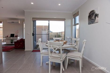 Property photo of 13 Carlow Walk Lalor VIC 3075