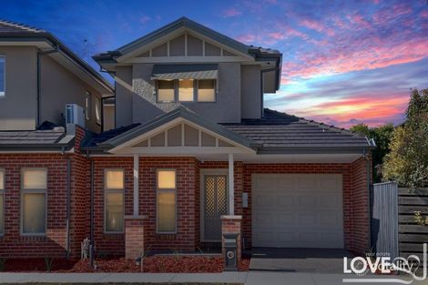 Property photo of 6/2 Whitby Street Reservoir VIC 3073