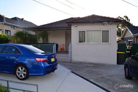 100 Hillcrest Ave, Greenacre, NSW 2190