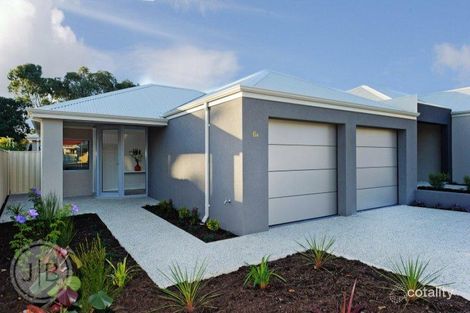 6a Henning Cres, Manning, WA 6152