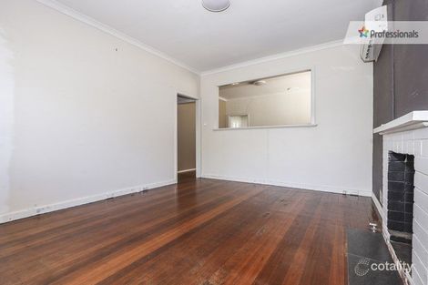 Property photo of 7 Wangalla Road Koongamia WA 6056