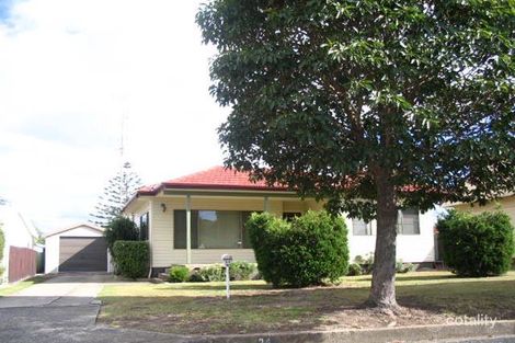 24 Belfast Ave, Warilla, NSW 2528