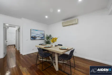 Property photo of 8 Ironbark Grove Burnside Heights VIC 3023