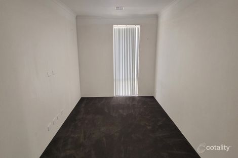 33 Baloo Cres, Wannanup, WA 6210