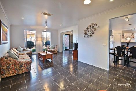 Property photo of 9 Camelot Place Hillside VIC 3037