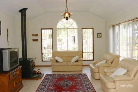 Property photo of 11 Treetop Rise Chandlers Hill SA 5159