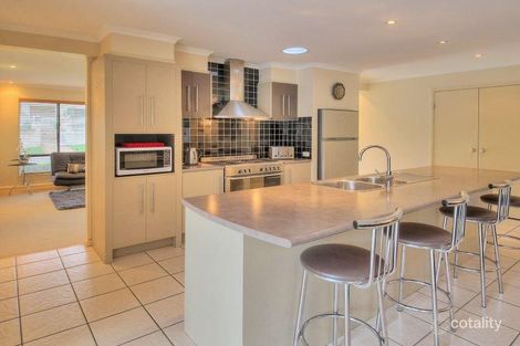 Property photo of 37 Waterbrooke Circuit Drewvale QLD 4116