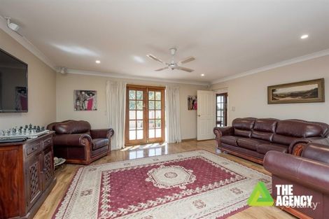 Property photo of 8 Thorpe Place Carine WA 6020