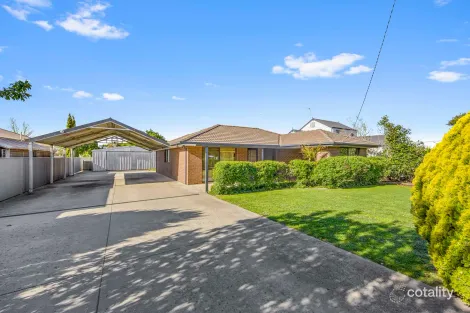 42 Albert St, Miners Rest, VIC 3352