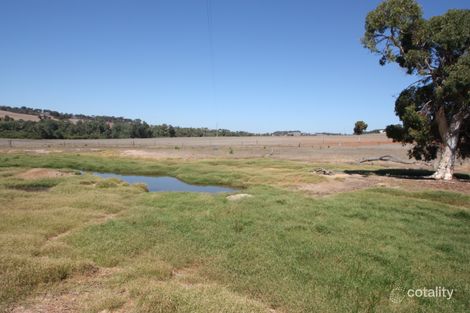 2 Snake Spring Rd, Wannamal, WA 6505