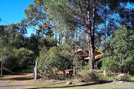 665 Martin Rd, Mundaring, WA 6073