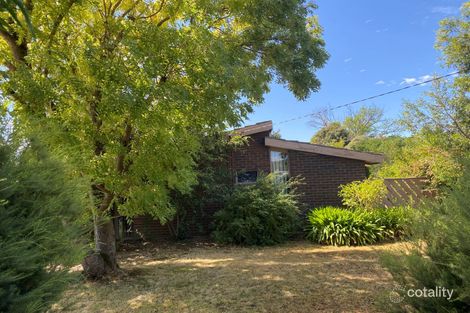 Property photo of 15 Button Street Strathdale VIC 3550