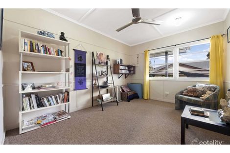 Property photo of 48 Gleeson Crescent Harlaxton QLD 4350