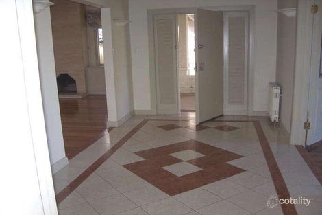 Property photo of 33 Cosham Street Brighton VIC 3186