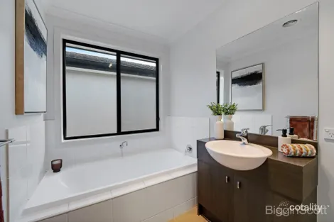 Property photo of 5 Crefden Street Maidstone VIC 3012