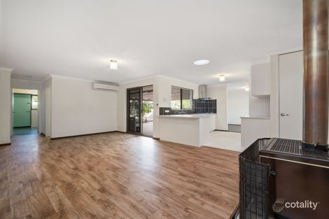 Property photo of 20 Armour Way Lesmurdie WA 6076