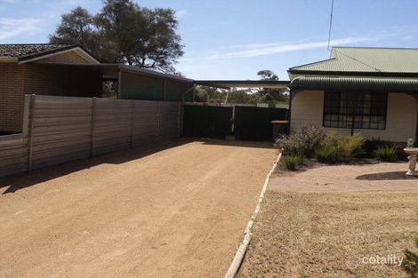 Property photo of 22 McKay Road Glossop SA 5344