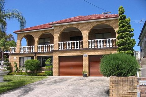 381 Pacific Hwy, Highfields, NSW 2289